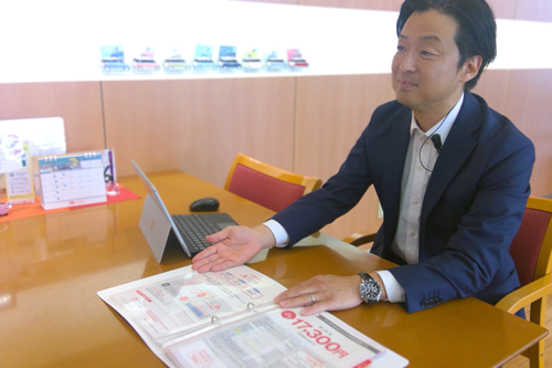 巻営業スタッフ